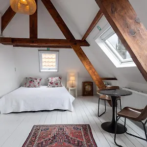 ** Bed & Breakfast The Blue House België