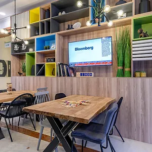 https://holiday-inn-brussels-schuman.hotelsantwerp.net